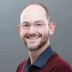 Headshot of Paul Mathews